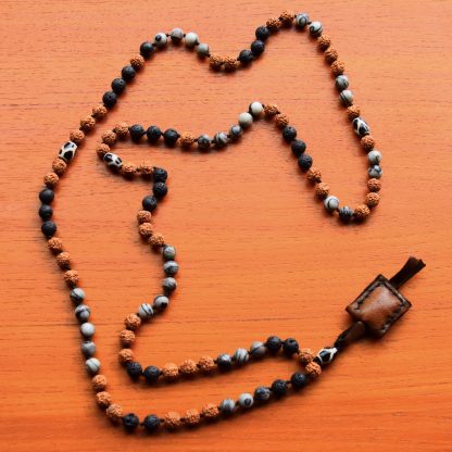 Mala Black Web Japis, Zwarte Lava, Rudraksha